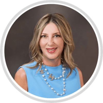 Maria Mastromatteo - Vai Travel Bio Page - Original Background